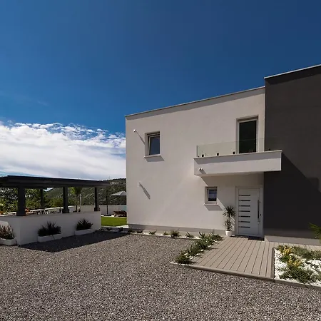 Luxury Ena * Grižane