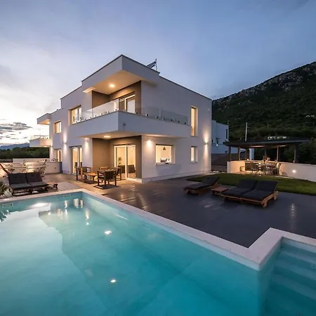 Villa Luxury Ena *