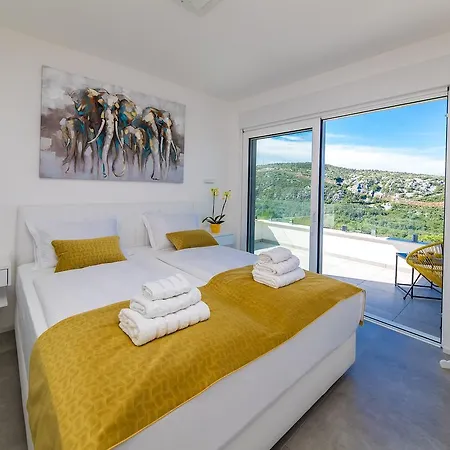 Villa Luxury Ena *